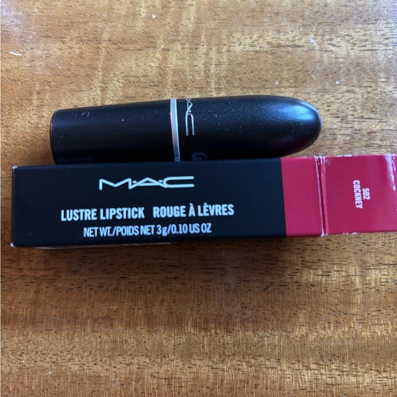 MAC Cosmetics Lustre Lipstick - Cockney - Picture 1 of 3